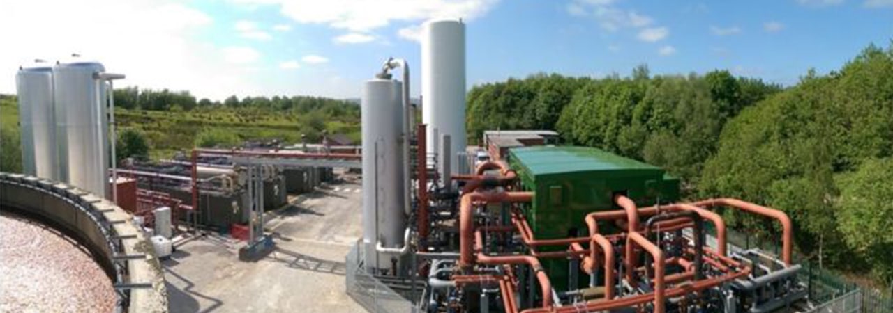 Photo 2. The demonstrator cold storage plant works alongside an existing landfill gas generation site. Source: Cryogenic storage offers hope for renewable energy, Dec’16.